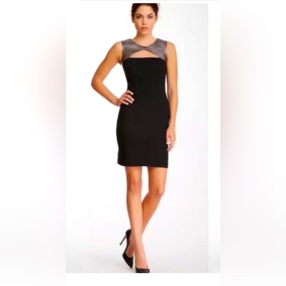 TRINA TURK LUCASTA Open front Cut out Dress Size 2